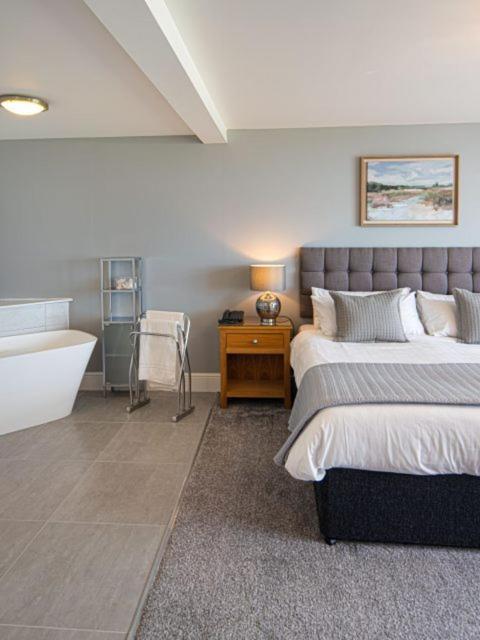 Gwbert Hotel Cardigan Eksteriør bilde